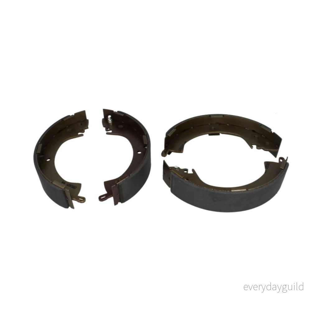 LPR Bromsbackar Sats Dodge RAM Mitsubishi Delica L200 Pajero 300 400 8032532040010